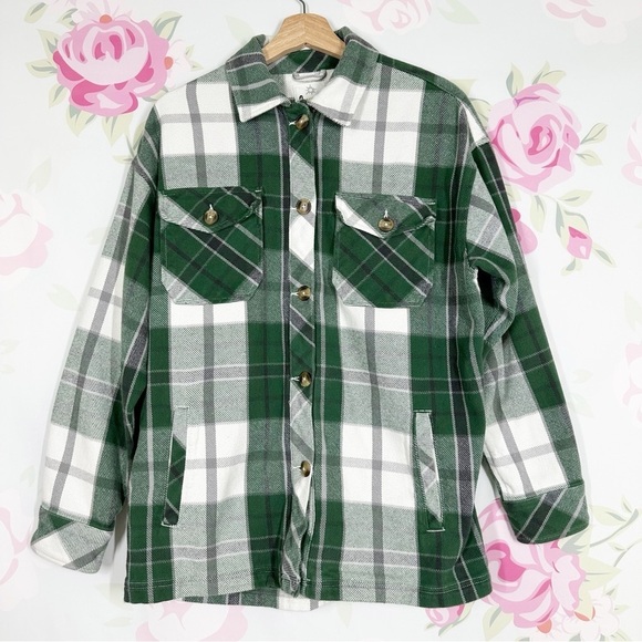 aerie Jackets & Blazers - Aerie Offline Green Plaid Flannel Women's Shirt Jacket S